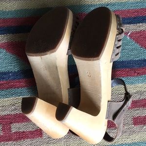 Swedish Hasbeens Shoes - Gray Swedish Hasbeen Sandals Swedish Hasbeens Shoes - Gray Swedish Hasbeen Sandals